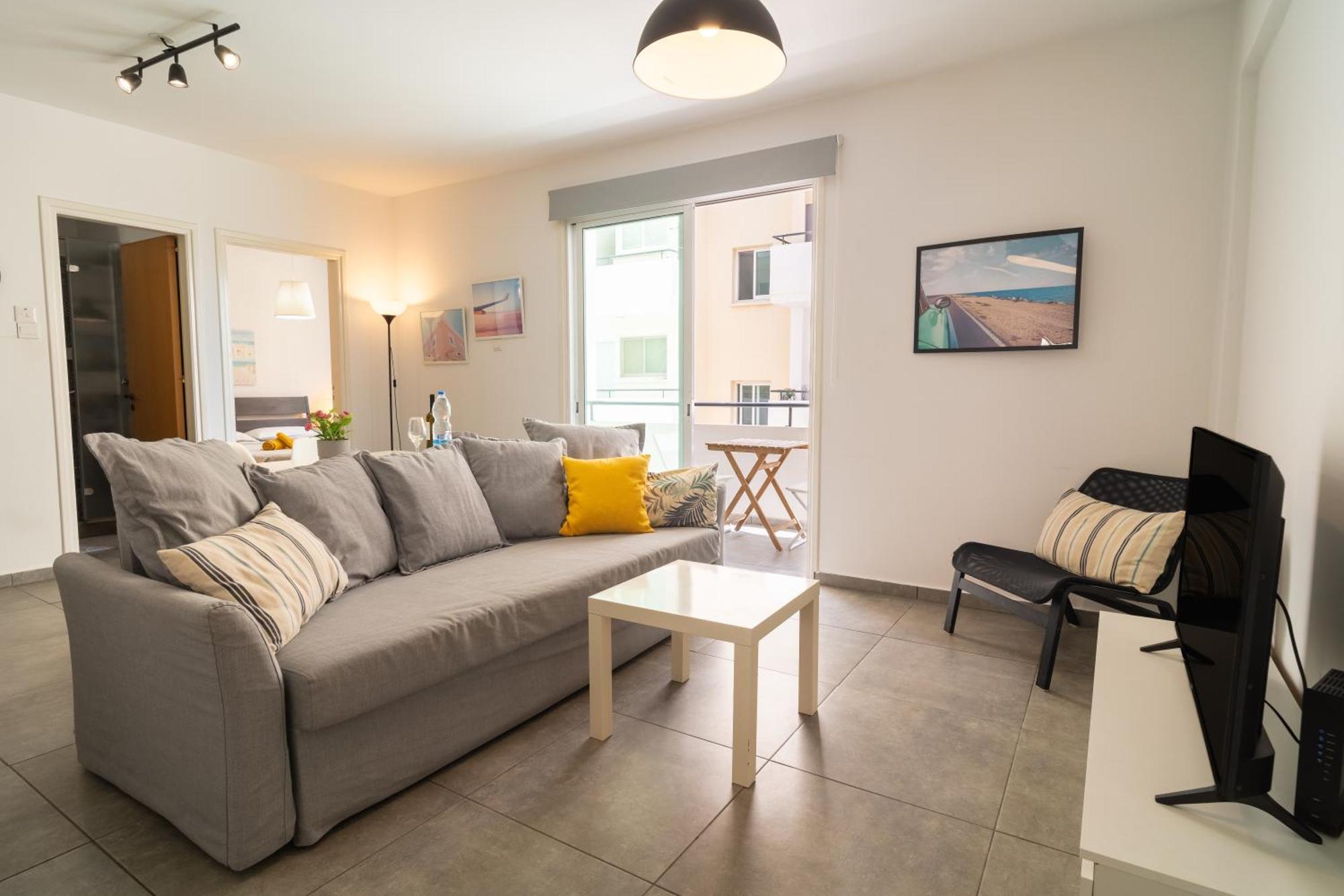 Kave Blue Mackenzie 1 Bdr Flat With Pool Apartman Lárnaka Kültér fotó
